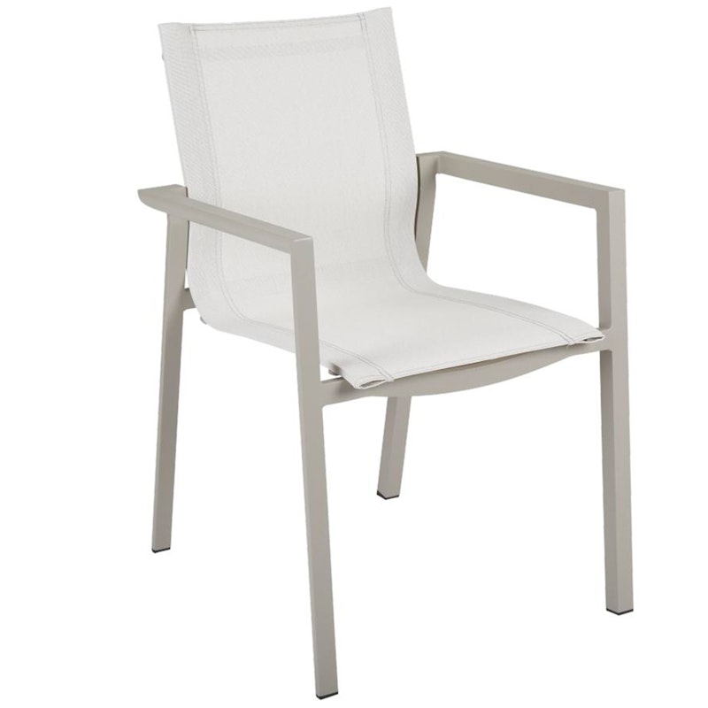 Delia Lehnstuhl, Khaki