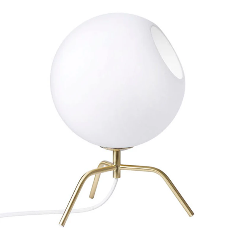 Bug 15 Tischlampe, Messing/Opalglas