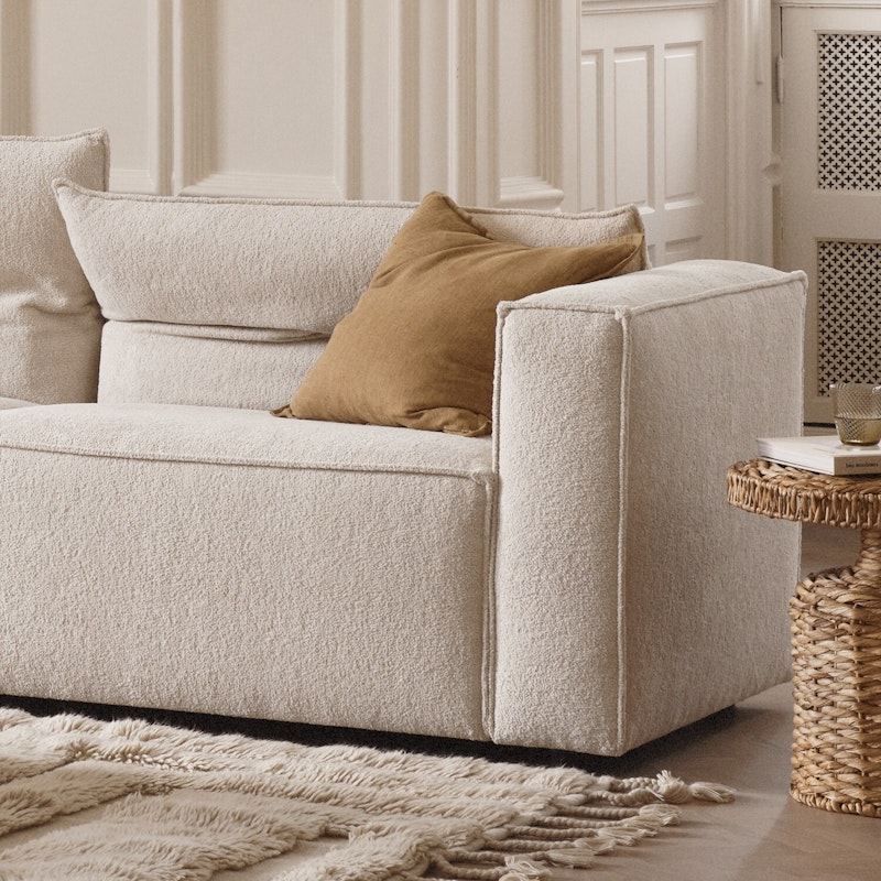 Moore 2 Sitzer Sofa Sandshell Beige von Decotique RoyalDesign