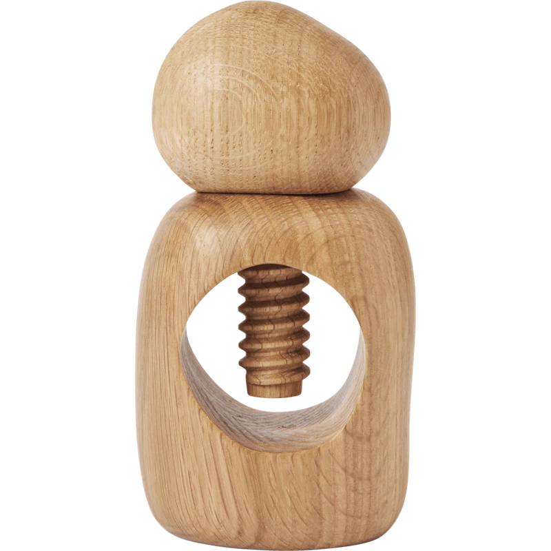 Cairn Nussknacker, Eiche