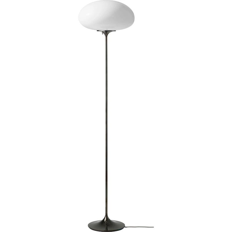 Stemlite Stehlampe 150 cm, Schwarz Verchromt / Opal