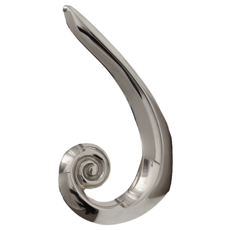 Noelle Haken, Titanium