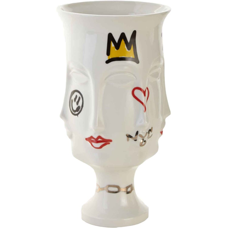 Dora Maar Vase, Graffiti