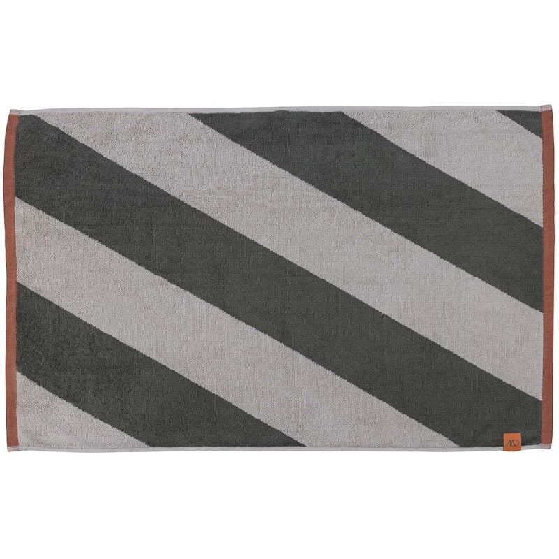 Diagonal Badematte 50x80 cm, Olivgrün