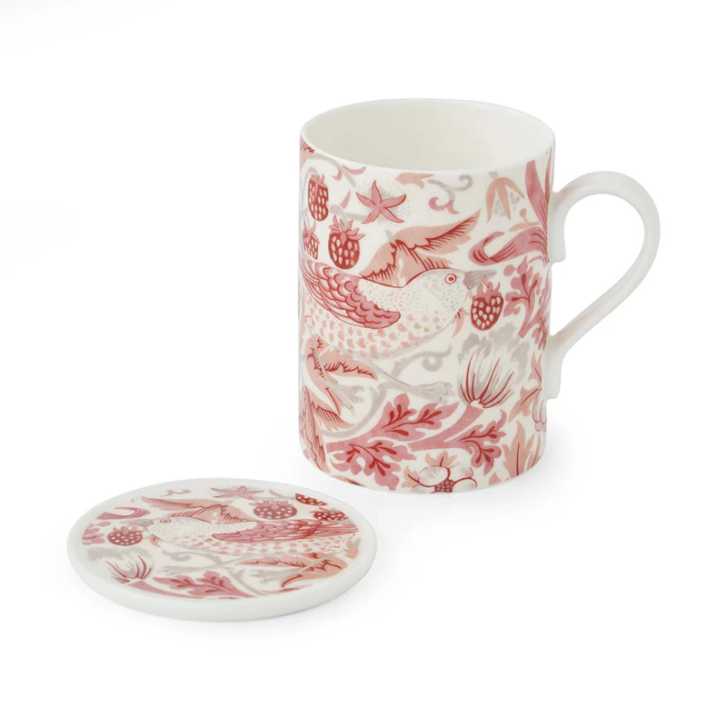 William Morris & Co Tasse + Glasuntersetzer, Strawberry Thief / Madder