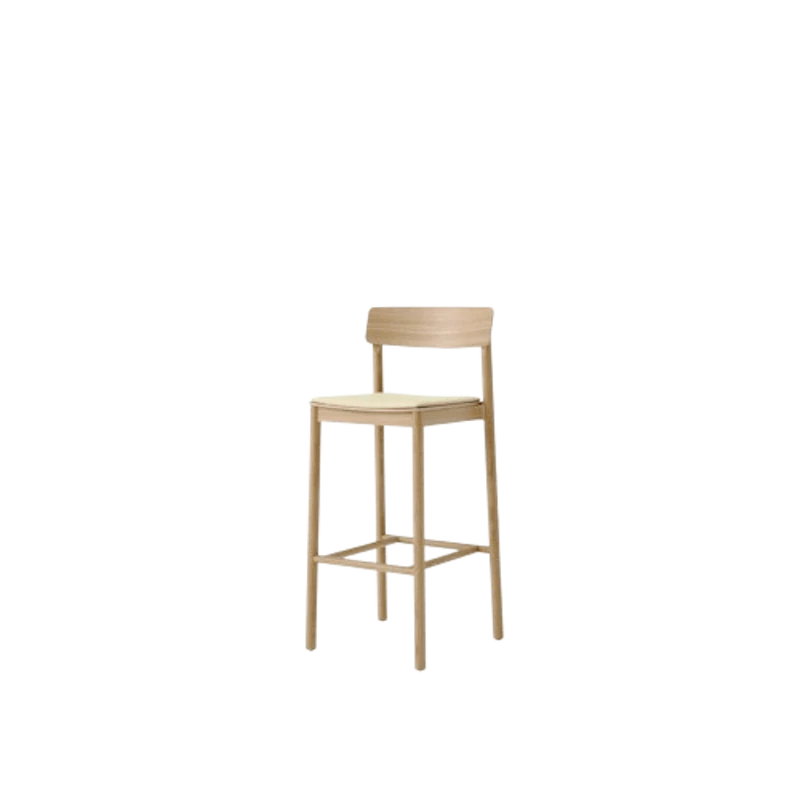 Betty TK17 Bar Stool Lacquered Oak/Fuse
