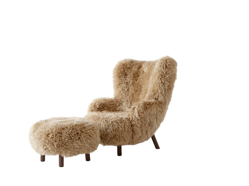 Petra VB3 Armchair Sheepskin Honey 50/Oiled Walnut incl. ATD1 Pouf